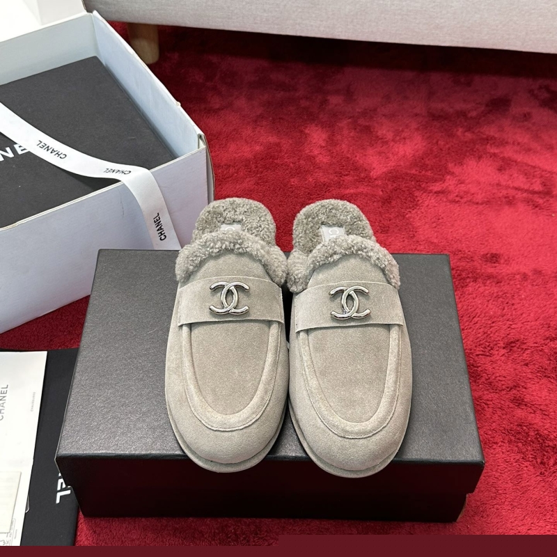 Ch*el slippers